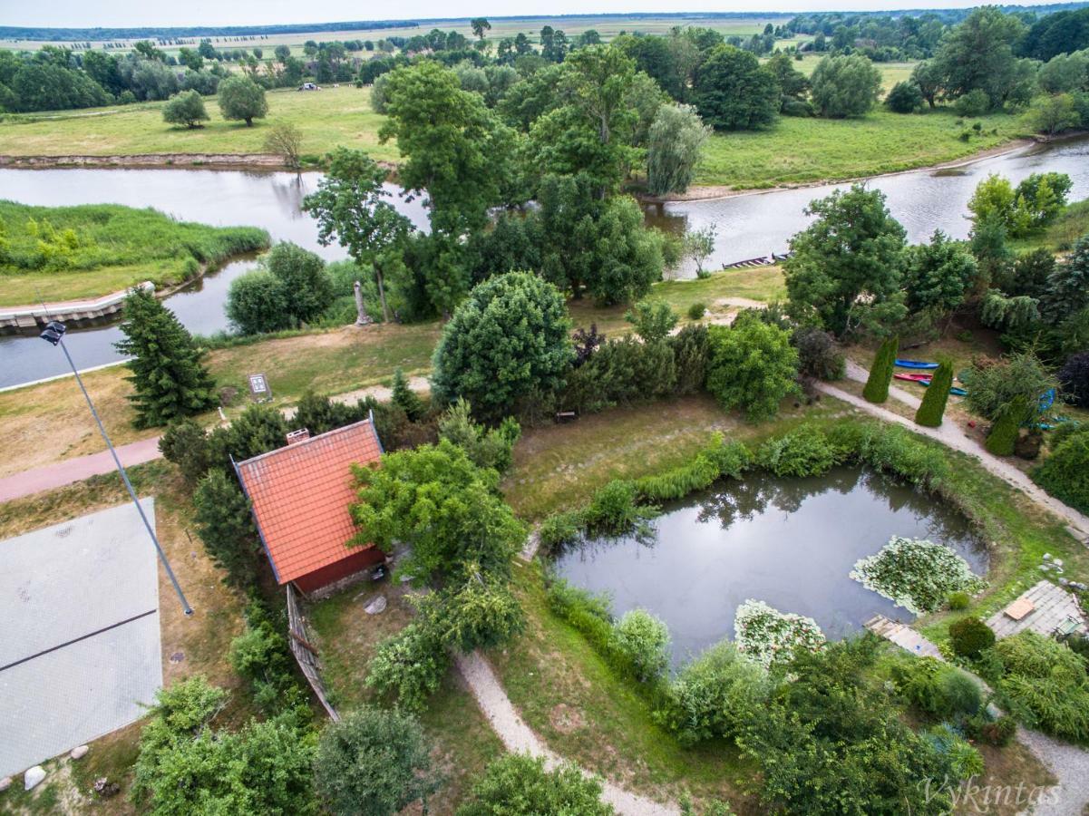 Rusnietis Guest House Ngoại thất bức ảnh