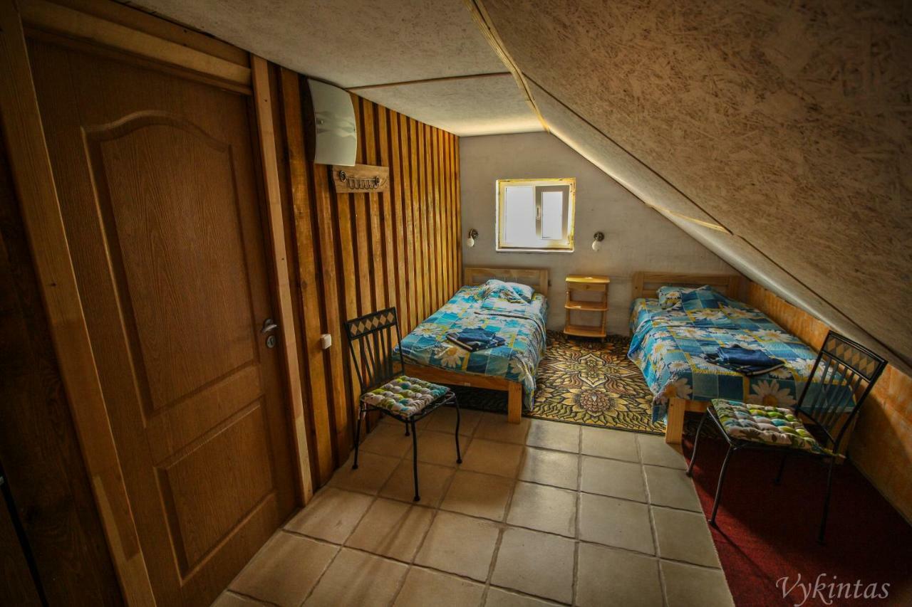 Rusnietis Guest House Ngoại thất bức ảnh