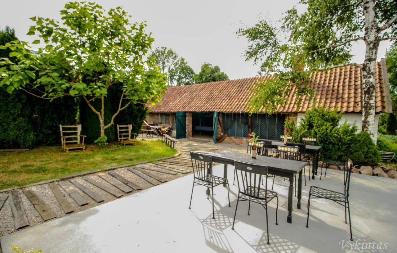 Rusnietis Guest House Ngoại thất bức ảnh